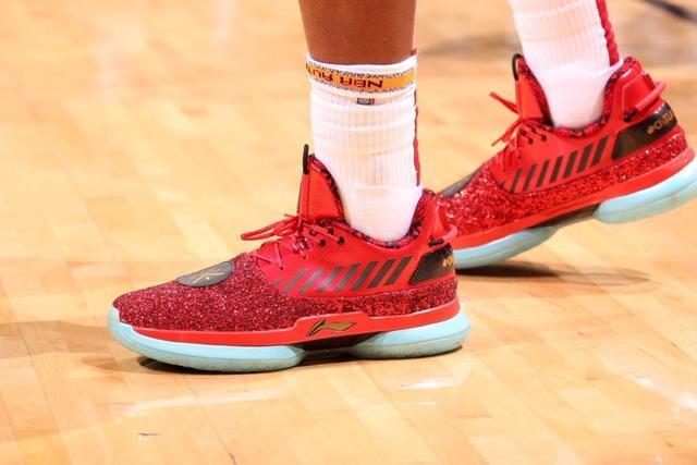 意甲-麦肯尼破门冈萨雷斯建功 尤文图斯2-1蒙扎