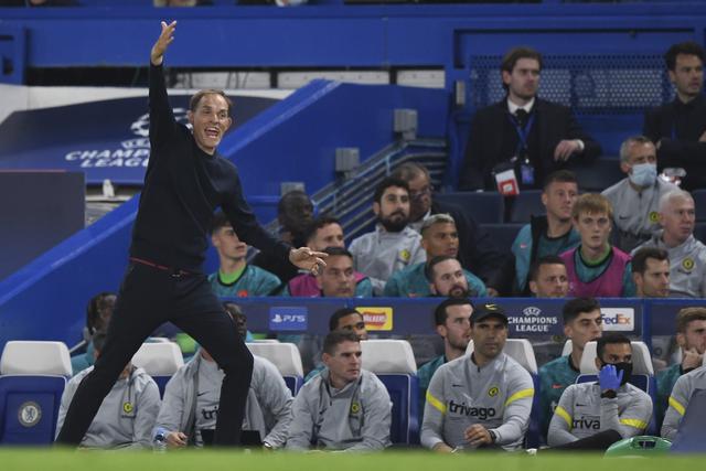 班凯罗27分米切尔50分 魔术力克骑士3-3进抢七