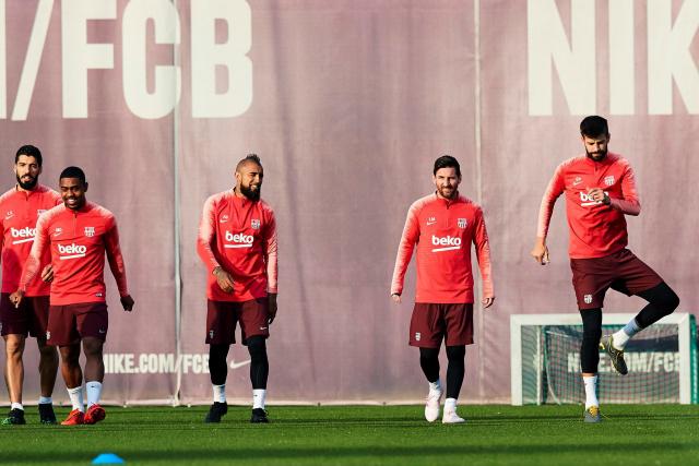 穆勒社媒晒与弟弟合影：圣诞快乐